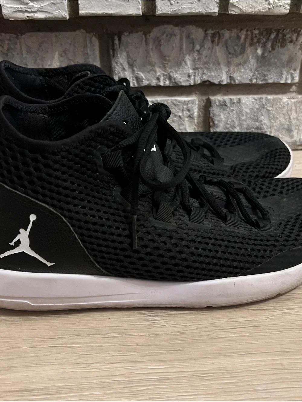Jordan breathable knit